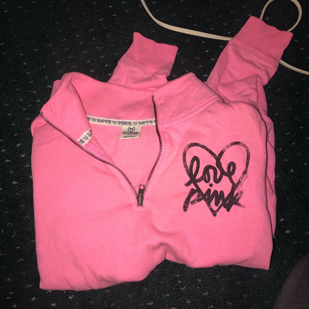PINK sweater!